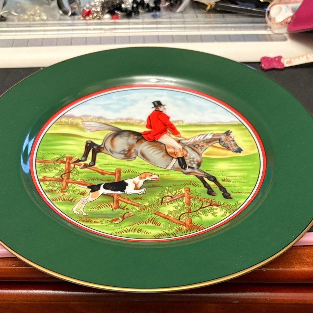 Equestrian Fitz&Floyd Japan  Tallyho Luncheon Plate Set - Picture 6 of 13